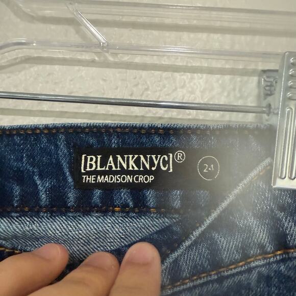 BLANKNYC The Madison Crop High Rise Crop Jeans Medium Wash Denim Size 24 - Picture 6 of 8